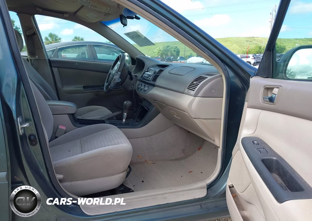 2005 Toyota Camry Le VIN:4T1BE32K65U089871 - 5