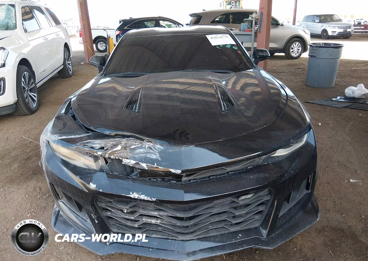 2016 Chevrolet Camaro 2Ss VIN:1G1FG1R72G0168270 - 13
