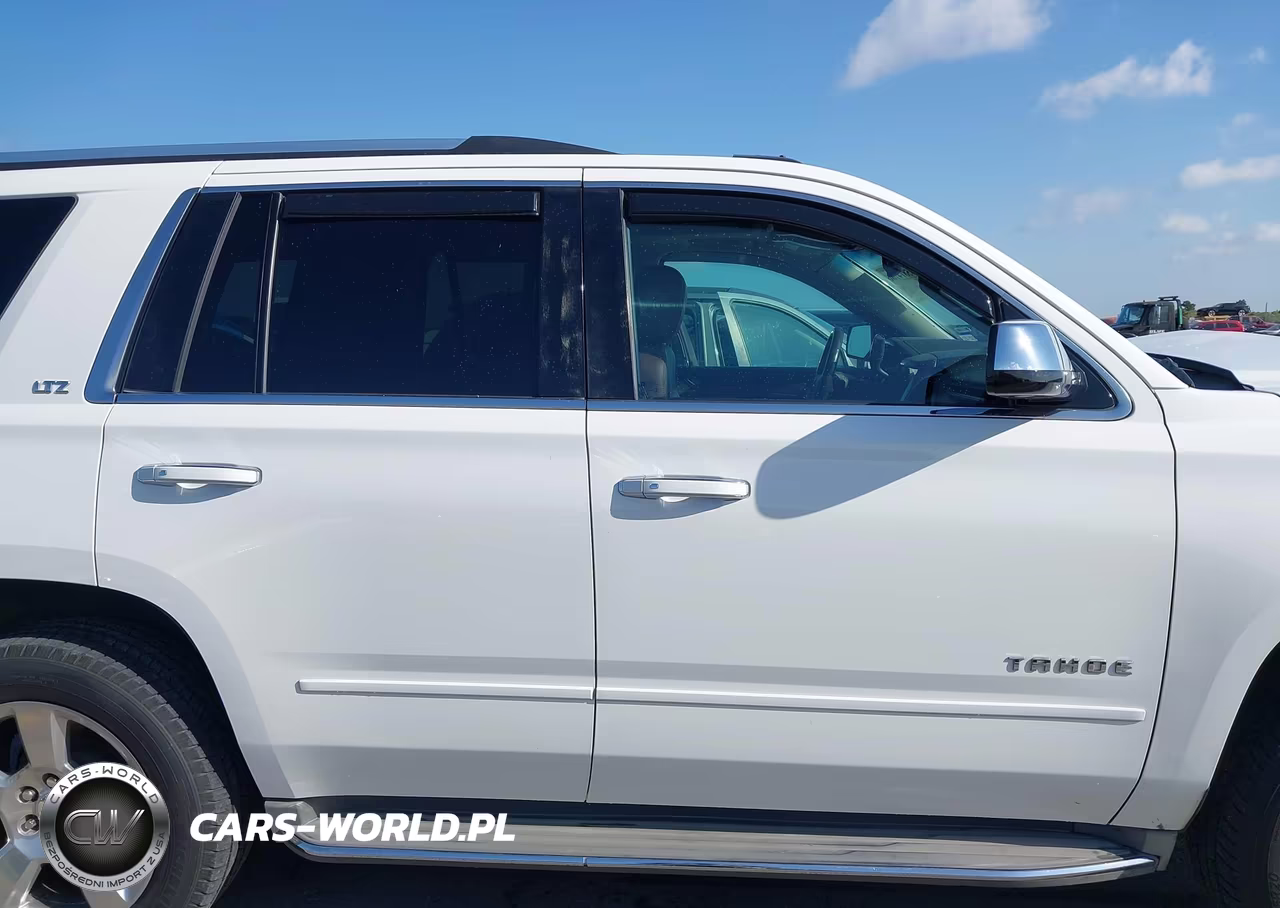 2015 Chevrolet Tahoe Ltz VIN:1GNSKCKC2FR212504 - 14