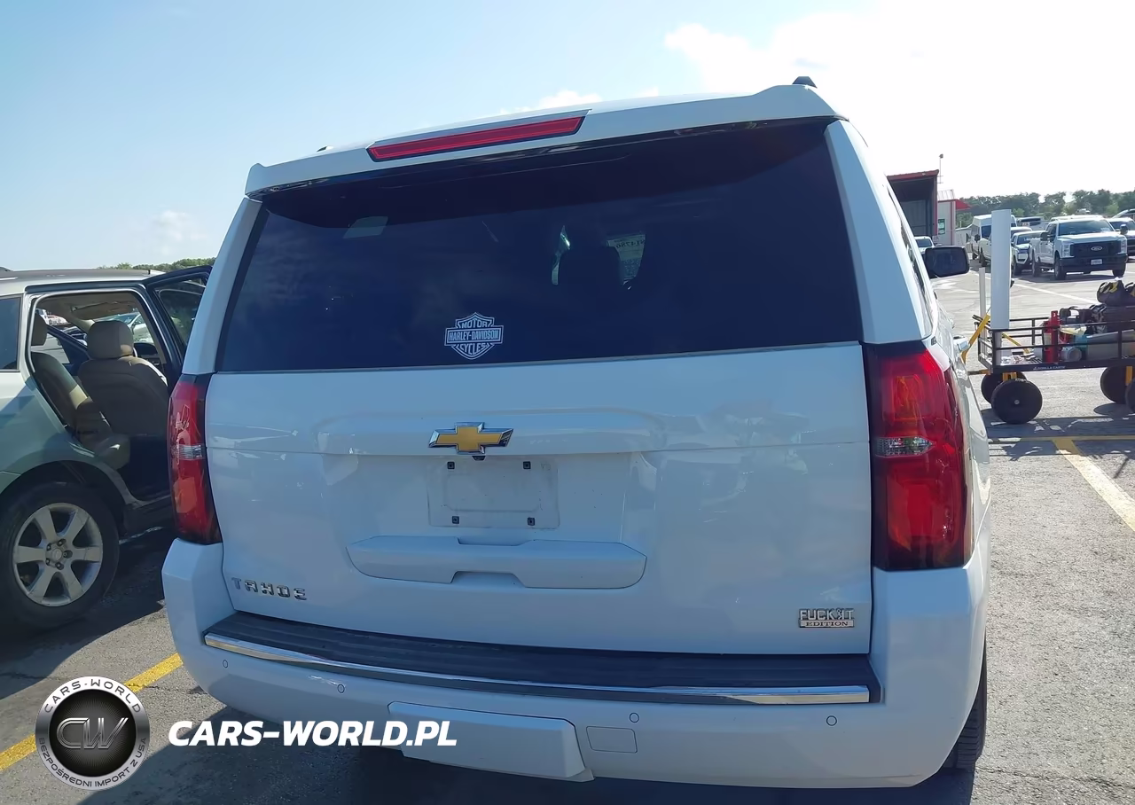 2015 Chevrolet Tahoe Ltz VIN:1GNSKCKC2FR212504 - 17
