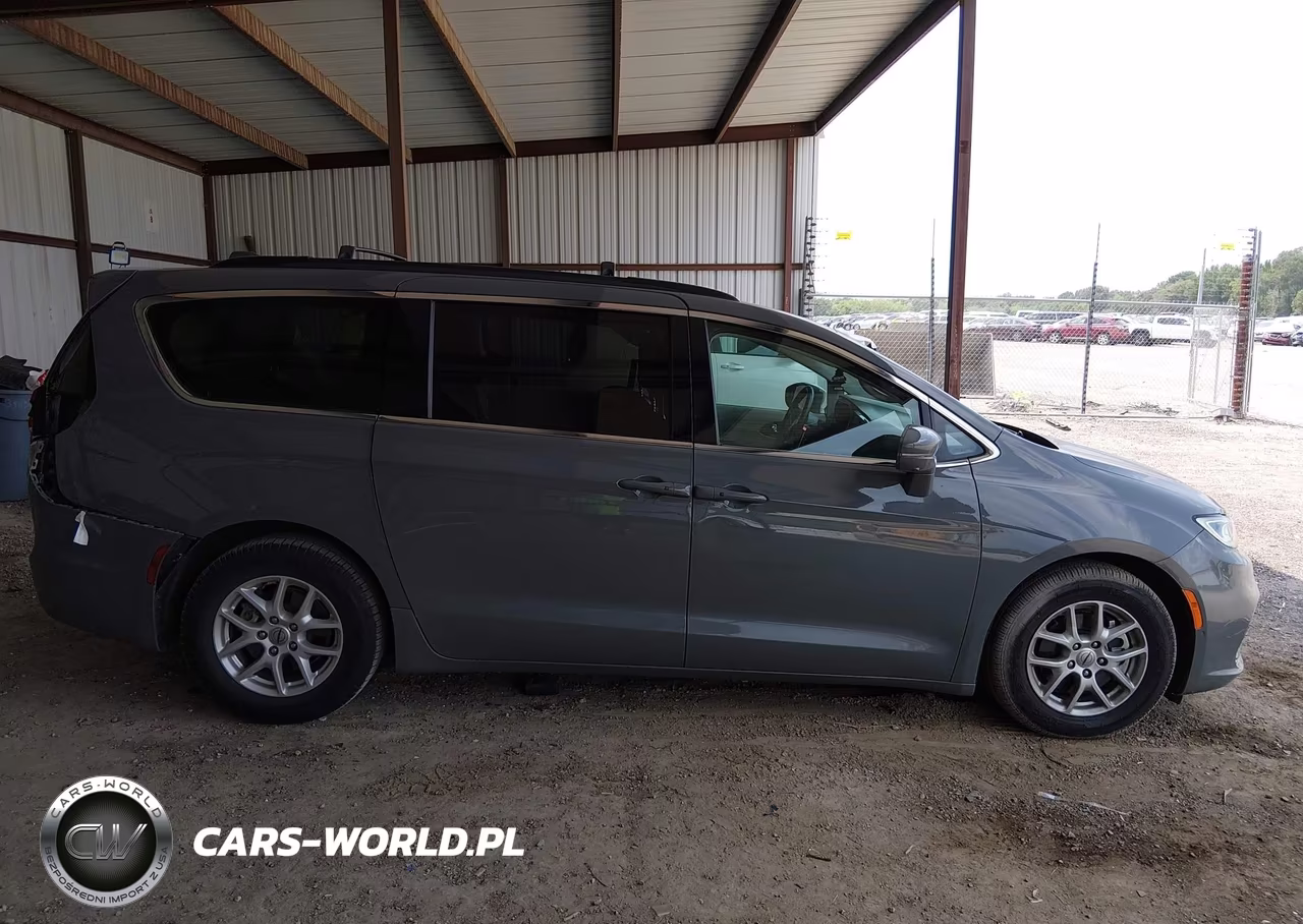 2022 Chrysler Pacifica Touring L VIN:2C4RC1BG7NR123953 - 14