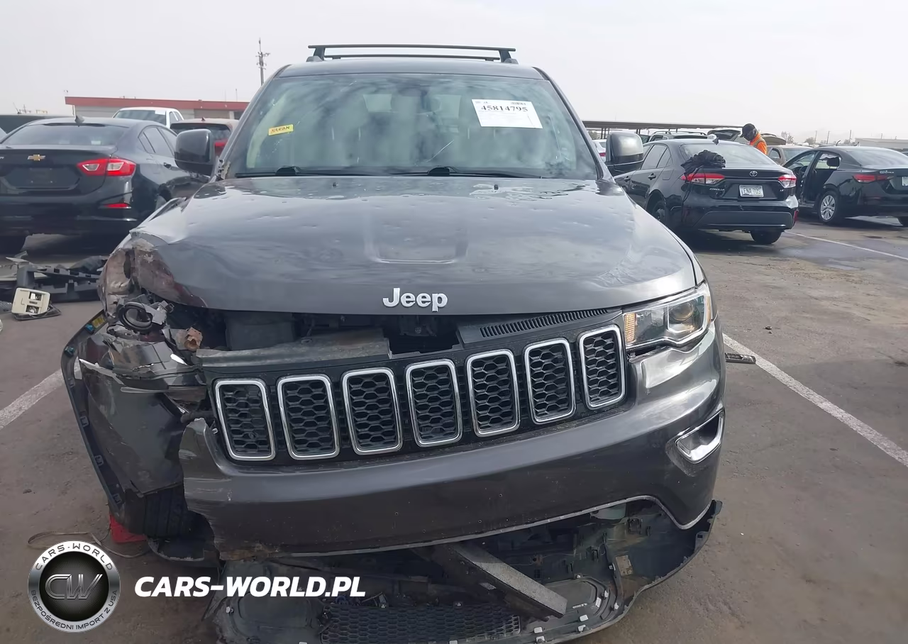 2017 Jeep Grand Cherokee Laredo VIN:1C4RJEAG1HC634229 - 12
