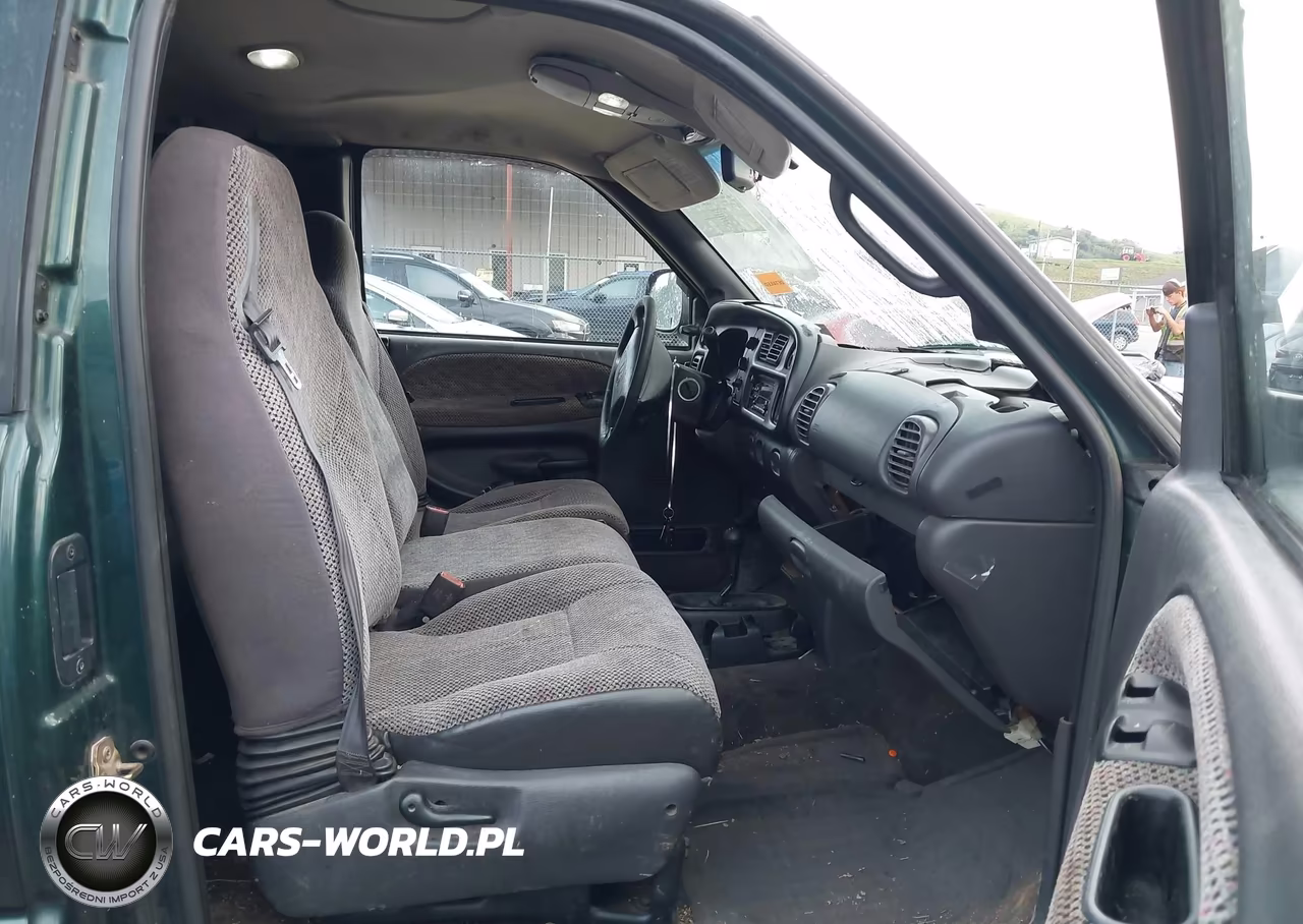 2000 Dodge Ram 1500 St VIN:3B7HF13Z8YG162094 - 5