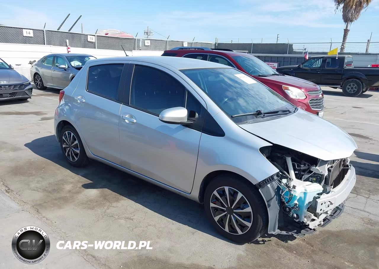 2015 Toyota Yaris L