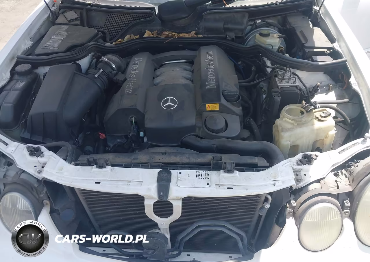 2000 Mercedes-Benz E 320 VIN:WDBJF65J1YB065395 - 10