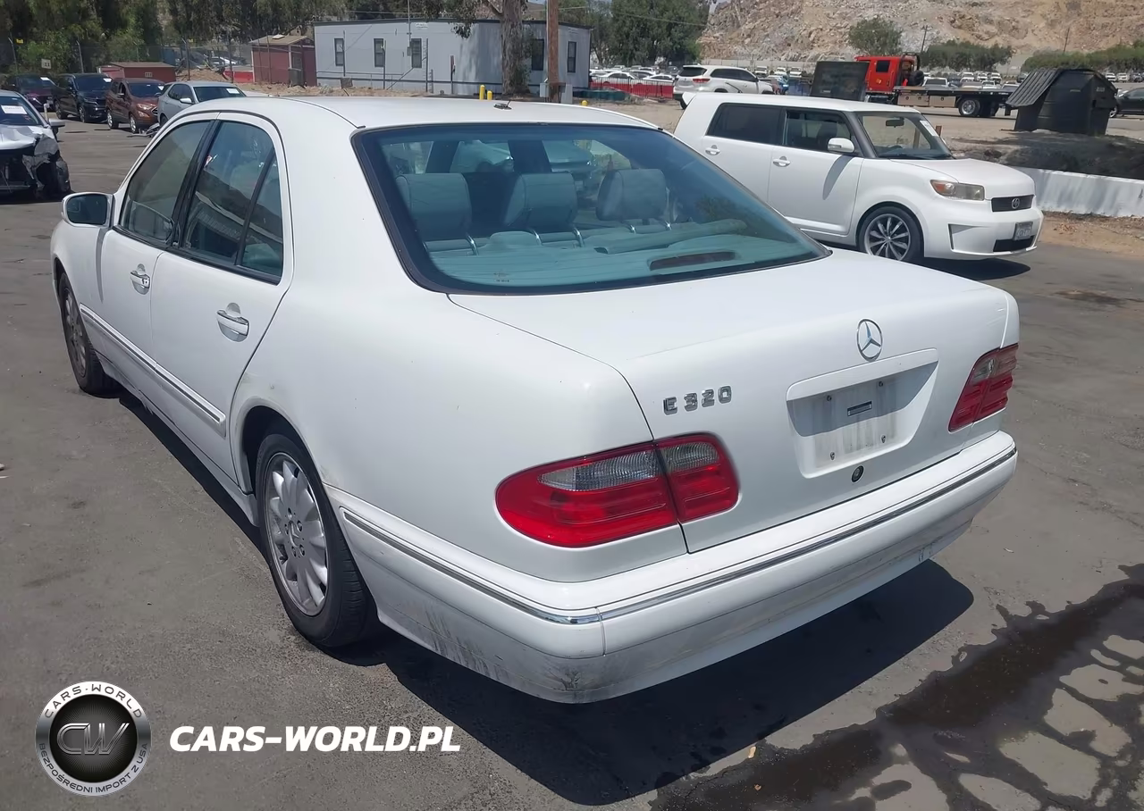2000 Mercedes-Benz E 320 VIN:WDBJF65J1YB065395 - 3