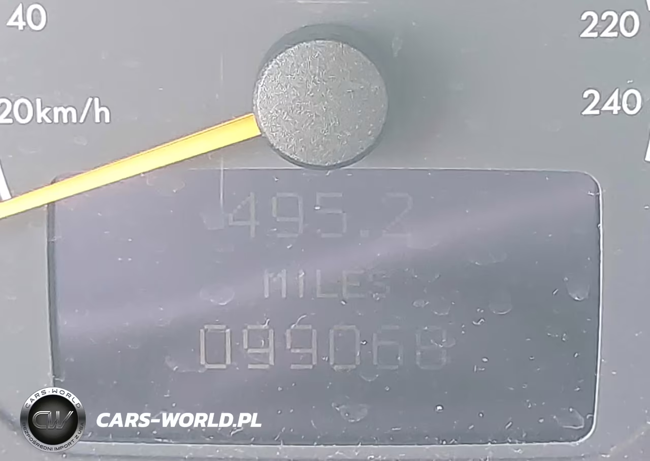 2000 Mercedes-Benz E 320 VIN:WDBJF65J1YB065395 - 7