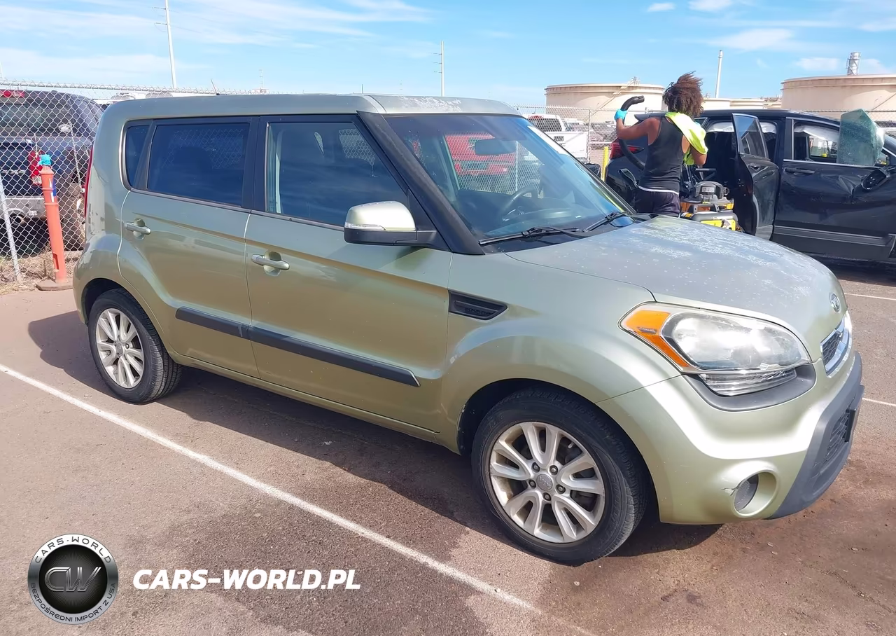 2012 Kia Soul +