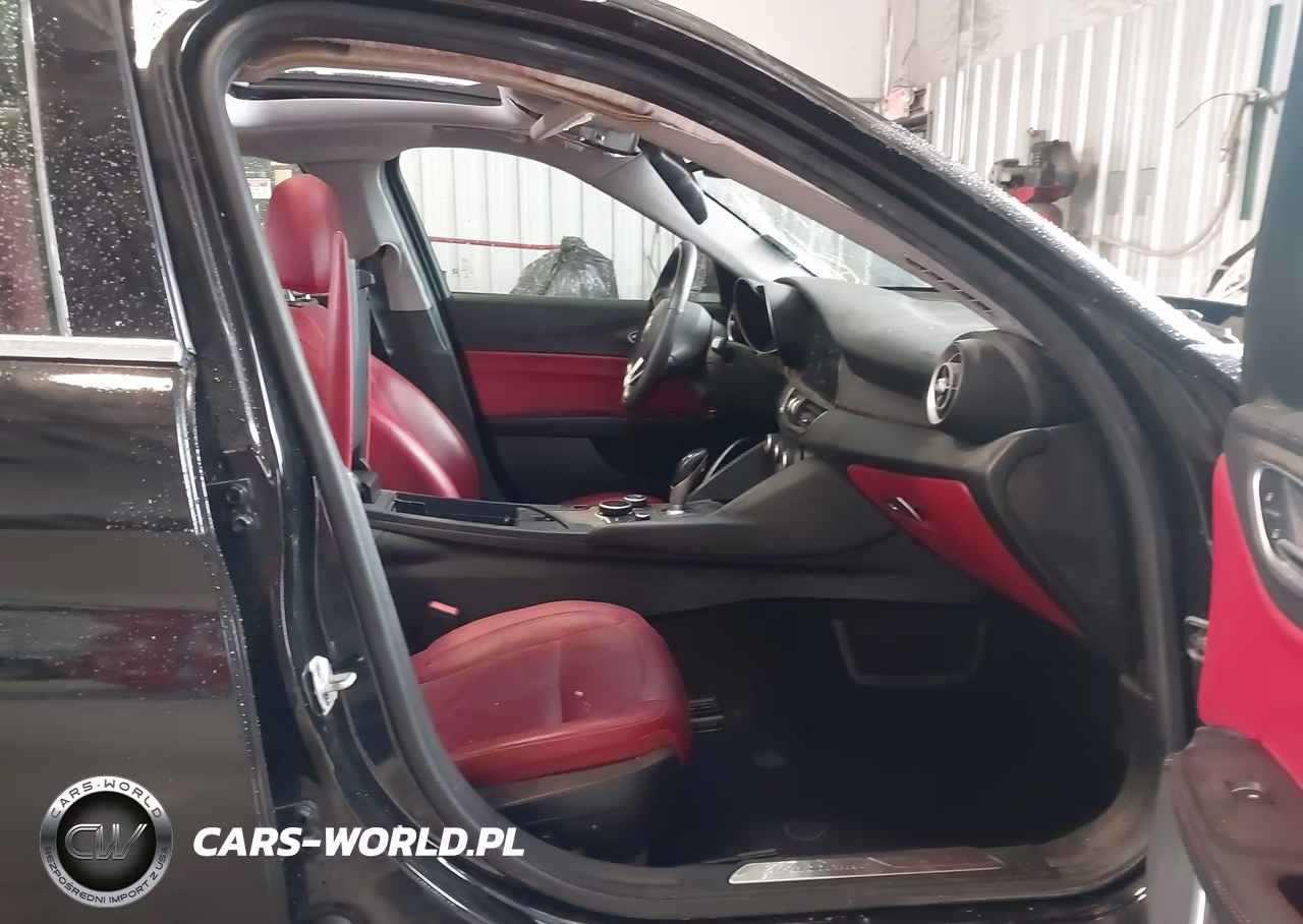 2019 Alfa Romeo Giulia Ti Awd VIN:ZARFANBN9K7603283 - 5