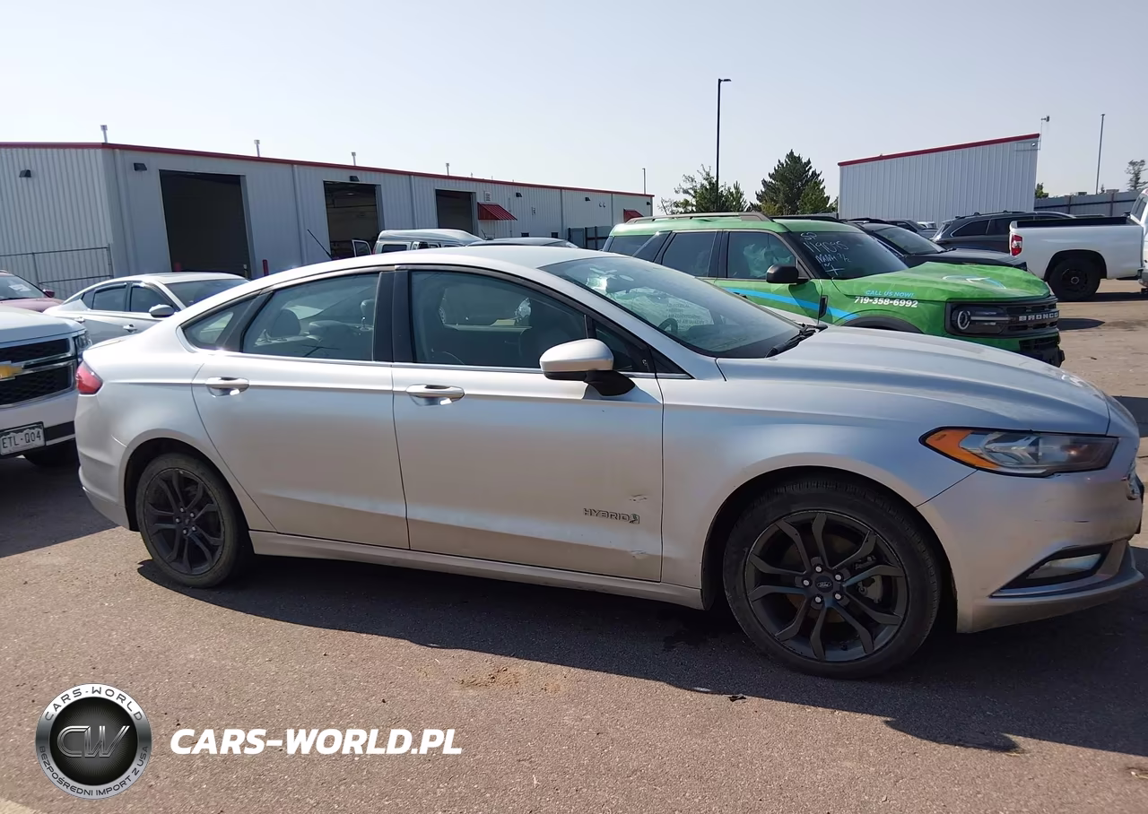 2018 Ford Fusion Hybrid Se VIN:3FA6P0LU0JR124572 - 13