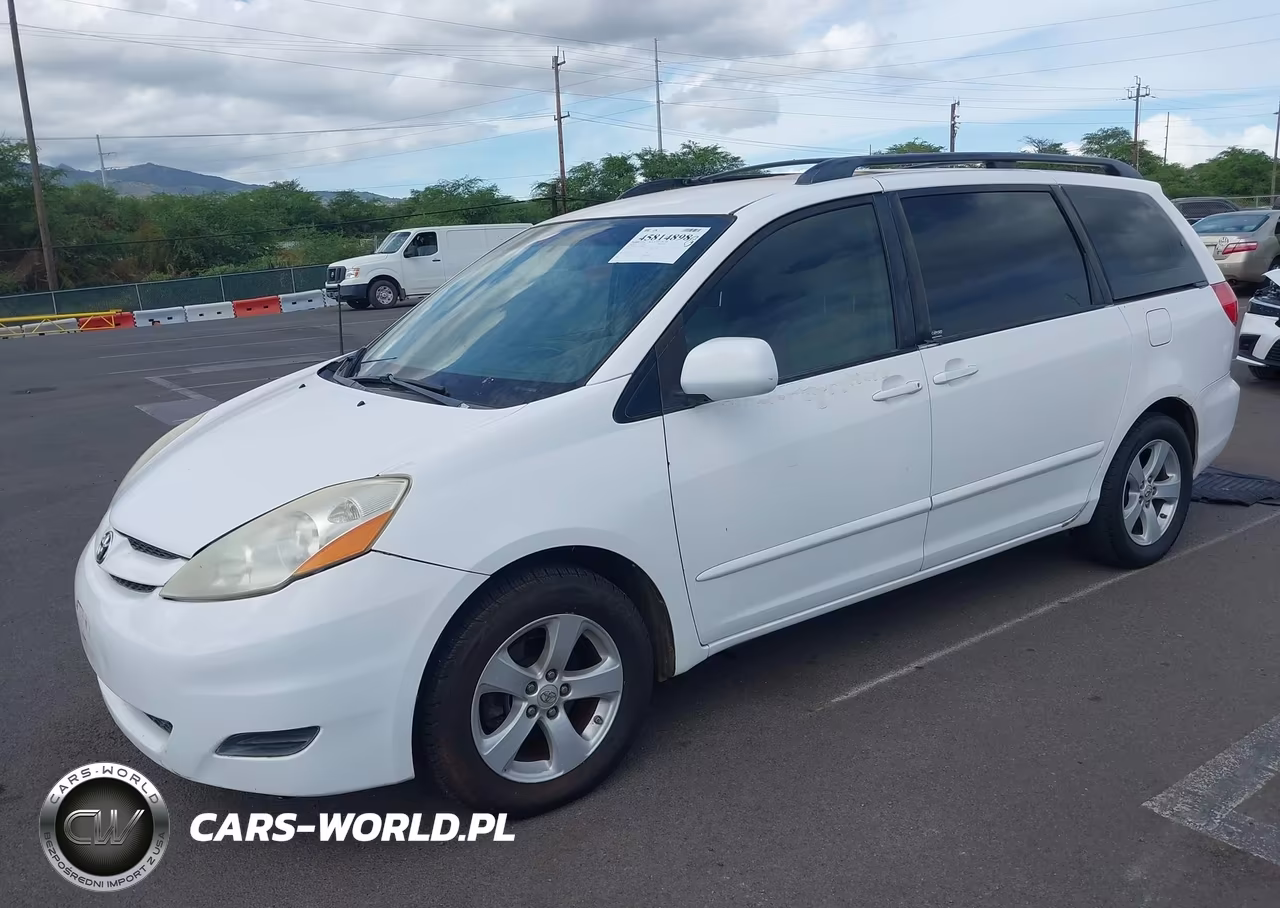 2010 Toyota Sienna Le VIN:5TDKK4CC6AS289089 - 2