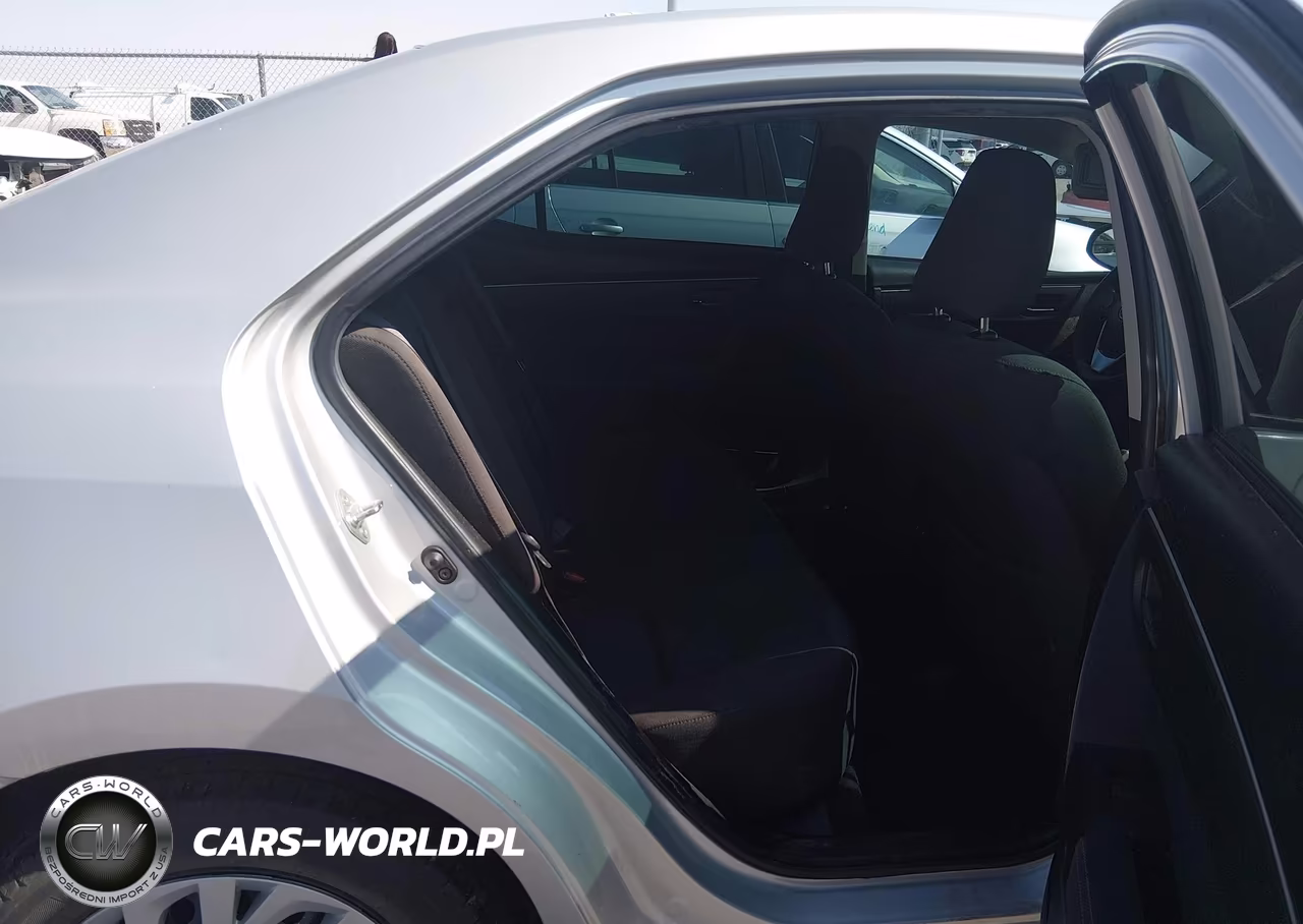 2019 Toyota Corolla Le VIN:2T1BURHE1KC225229 - 8