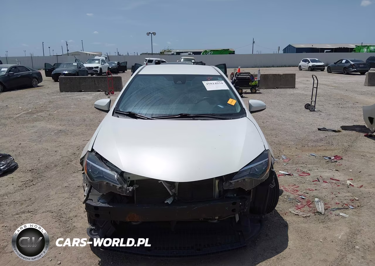 2017 Toyota Corolla Le VIN:5YFBURHE1HP680753 - 13