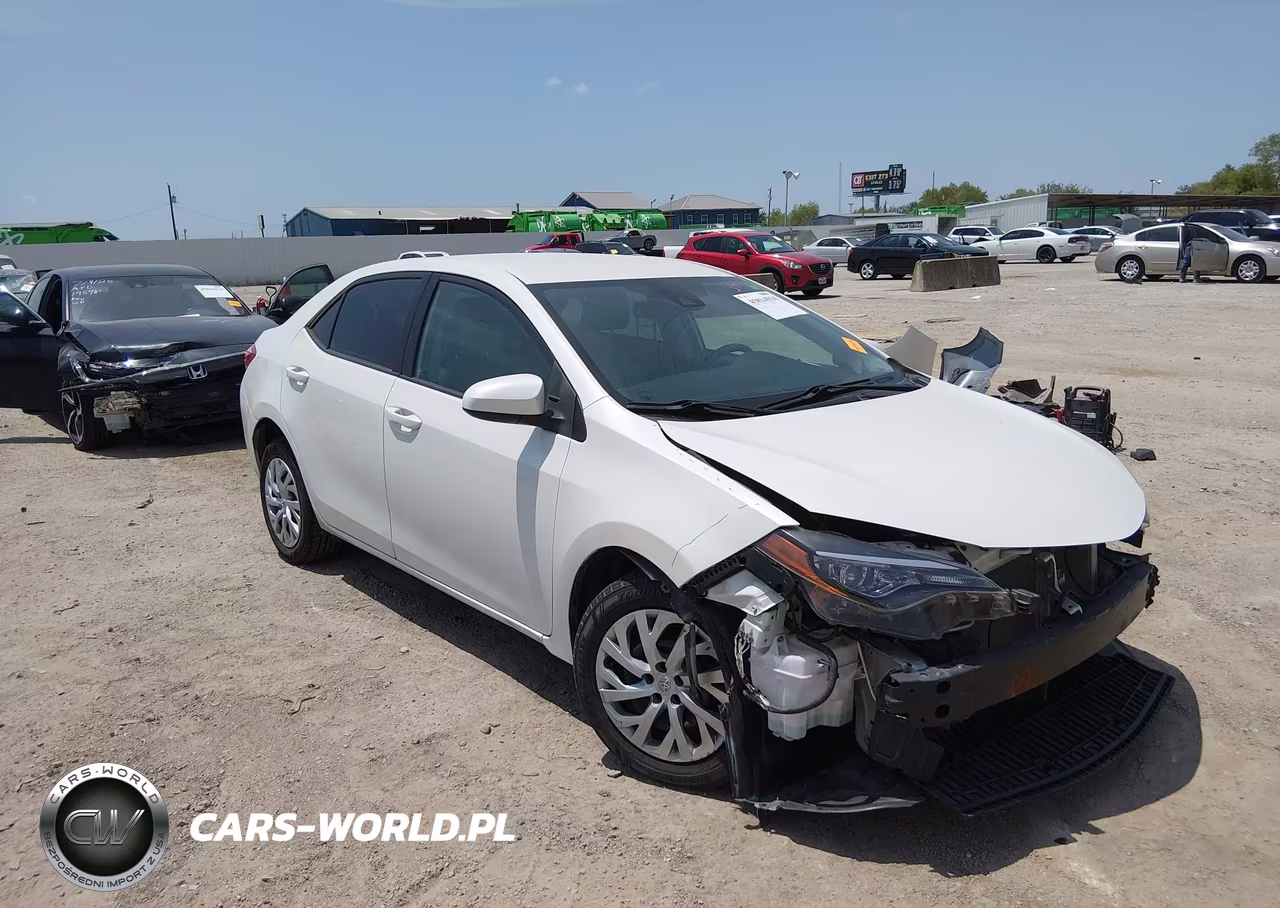 2017 Toyota Corolla Le VIN:5YFBURHE1HP680753 - 19