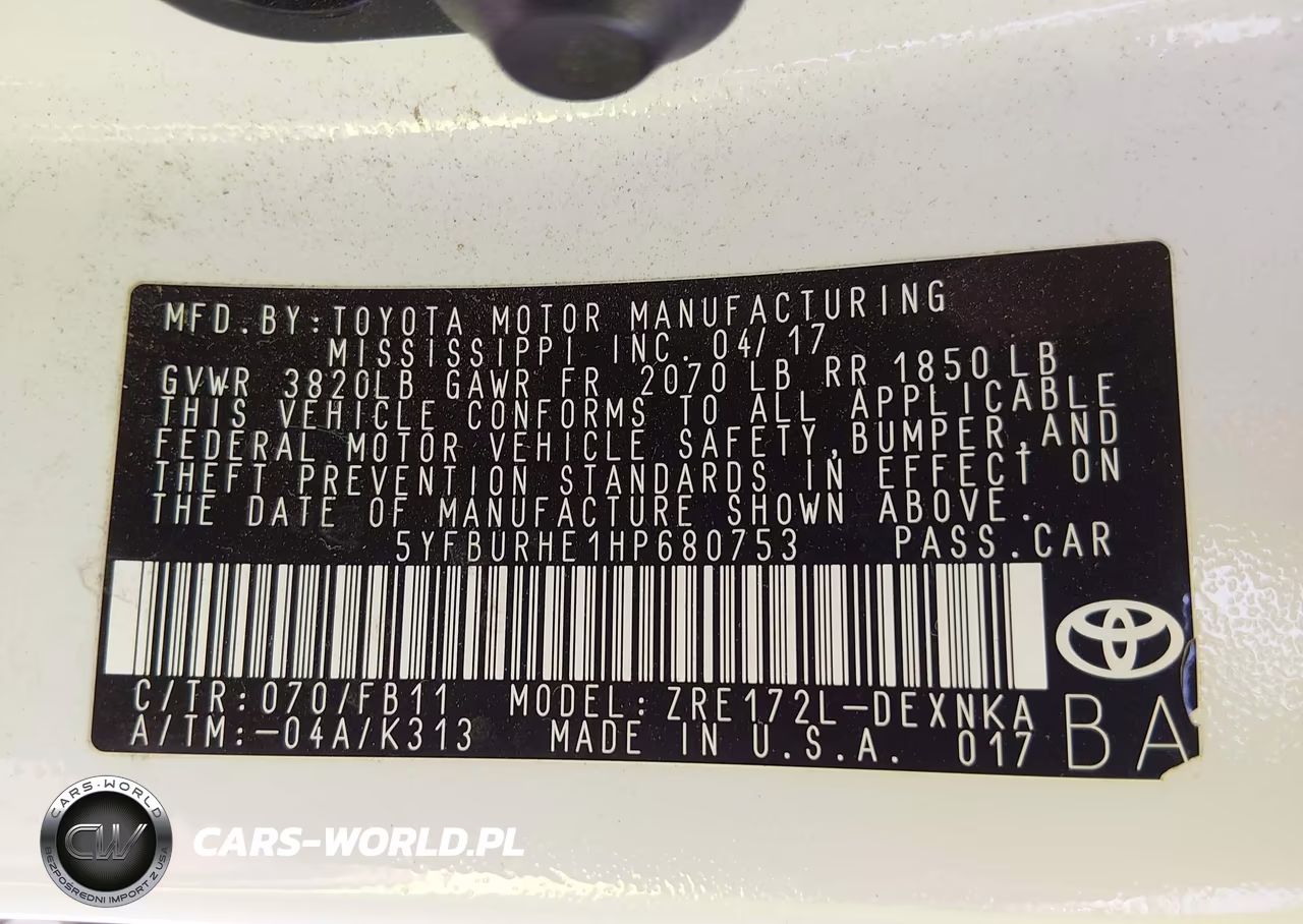 2017 Toyota Corolla Le VIN:5YFBURHE1HP680753 - 9