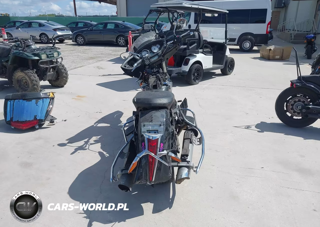 2012 Victory Motorcycles Cross Country Tour VIN:5VPTW36N5C3011158 - 6