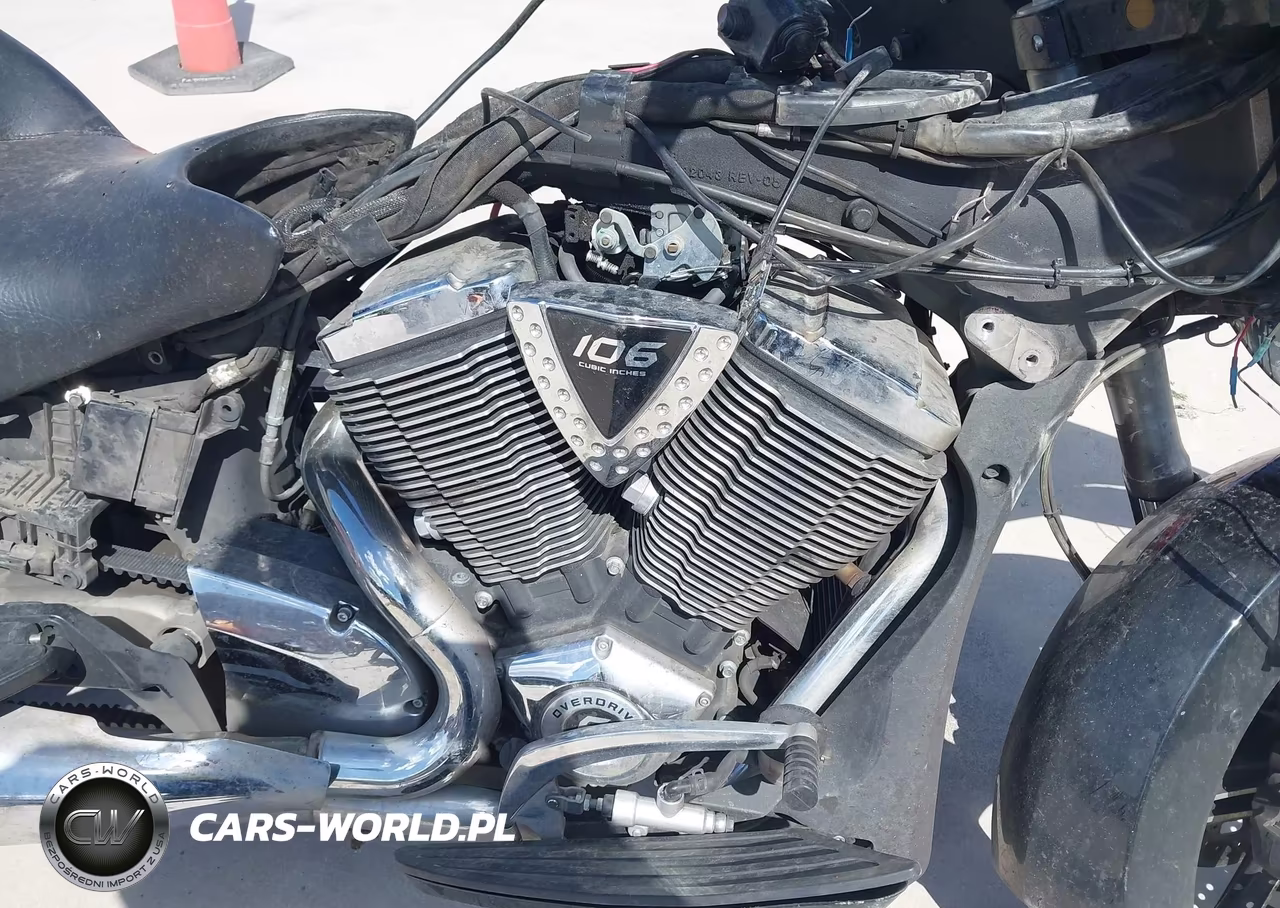 2012 Victory Motorcycles Cross Country Tour VIN:5VPTW36N5C3011158 - 8