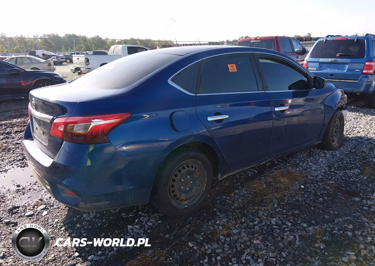 2018 Nissan Sentra S VIN:3N1AB7AP3JY299058 - 4