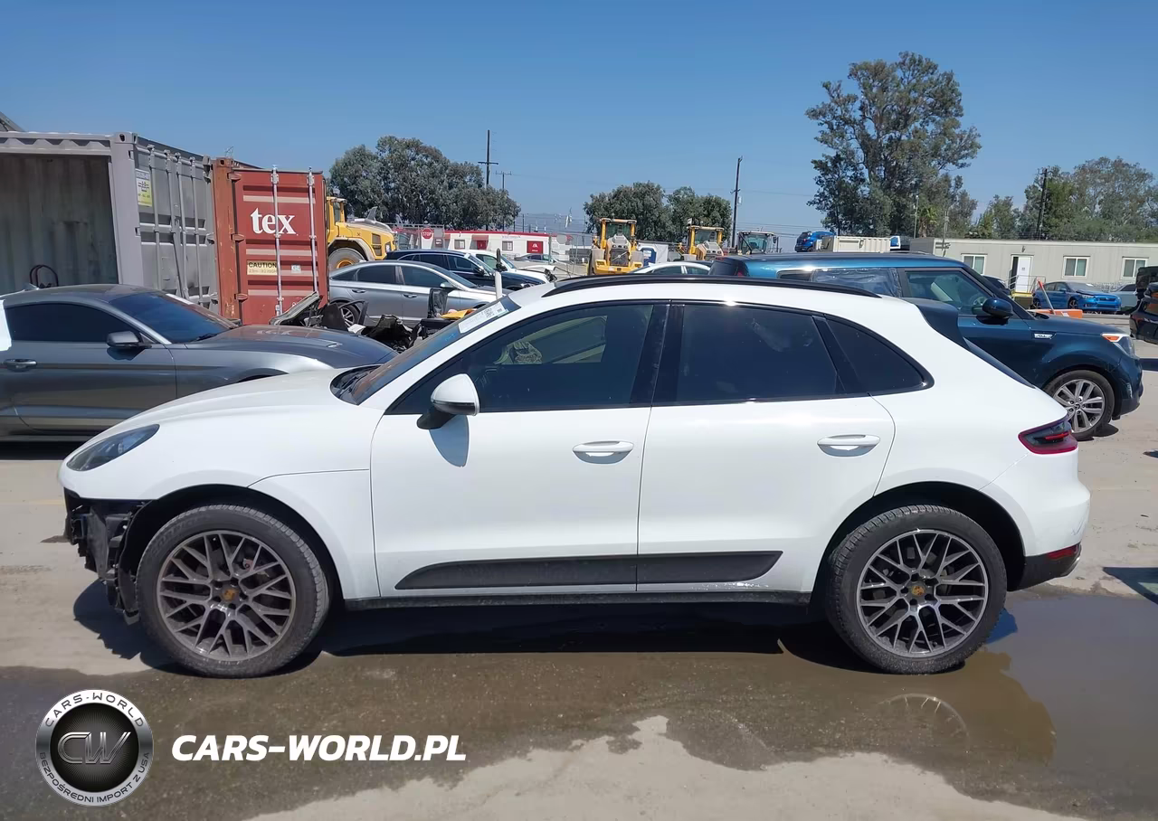2018 Porsche Macan S VIN:WP1AB2A55JLB37258 - 15