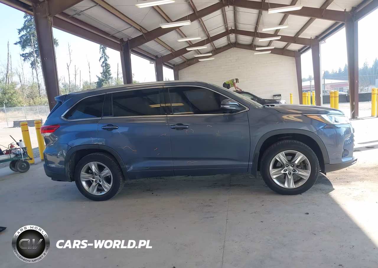 2018 Toyota Highlander Limited VIN:5TDDZRFHXJS499252 - 13