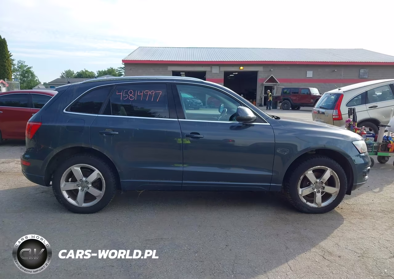 2011 Audi Q5 2.0T Premium VIN:WA1LFAFP1BA075092 - 14