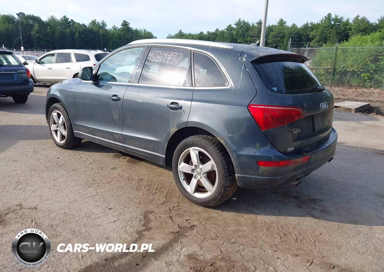 2011 Audi Q5 2.0T Premium VIN:WA1LFAFP1BA075092 - 3