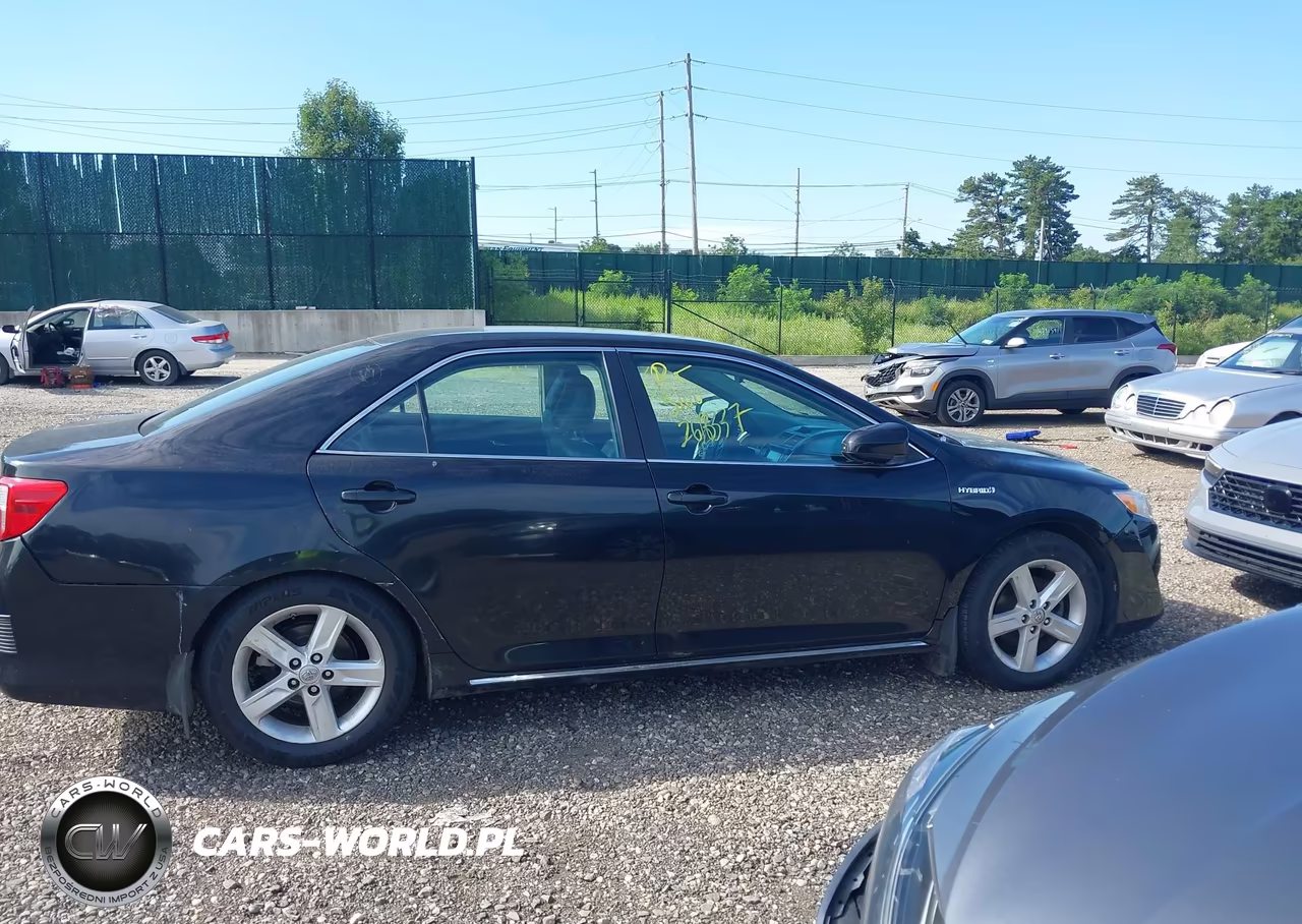 2014 Toyota Camry Hybrid Le VIN:4T1BD1FK3EU138980 - 12