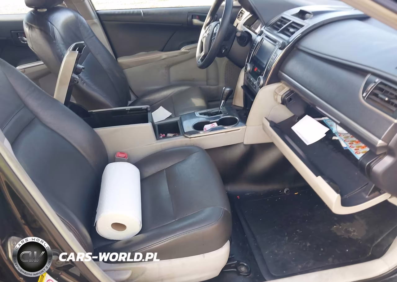 2014 Toyota Camry Hybrid Le VIN:4T1BD1FK3EU138980 - 5