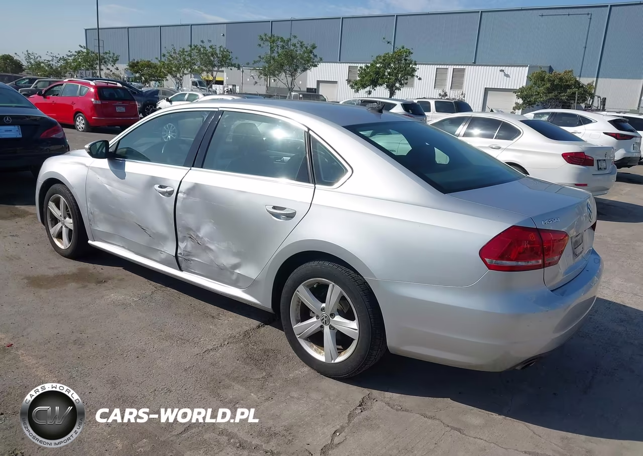 2012 Volkswagen Passat 2.5L Se VIN:1VWBP7A33CC066869 - 3