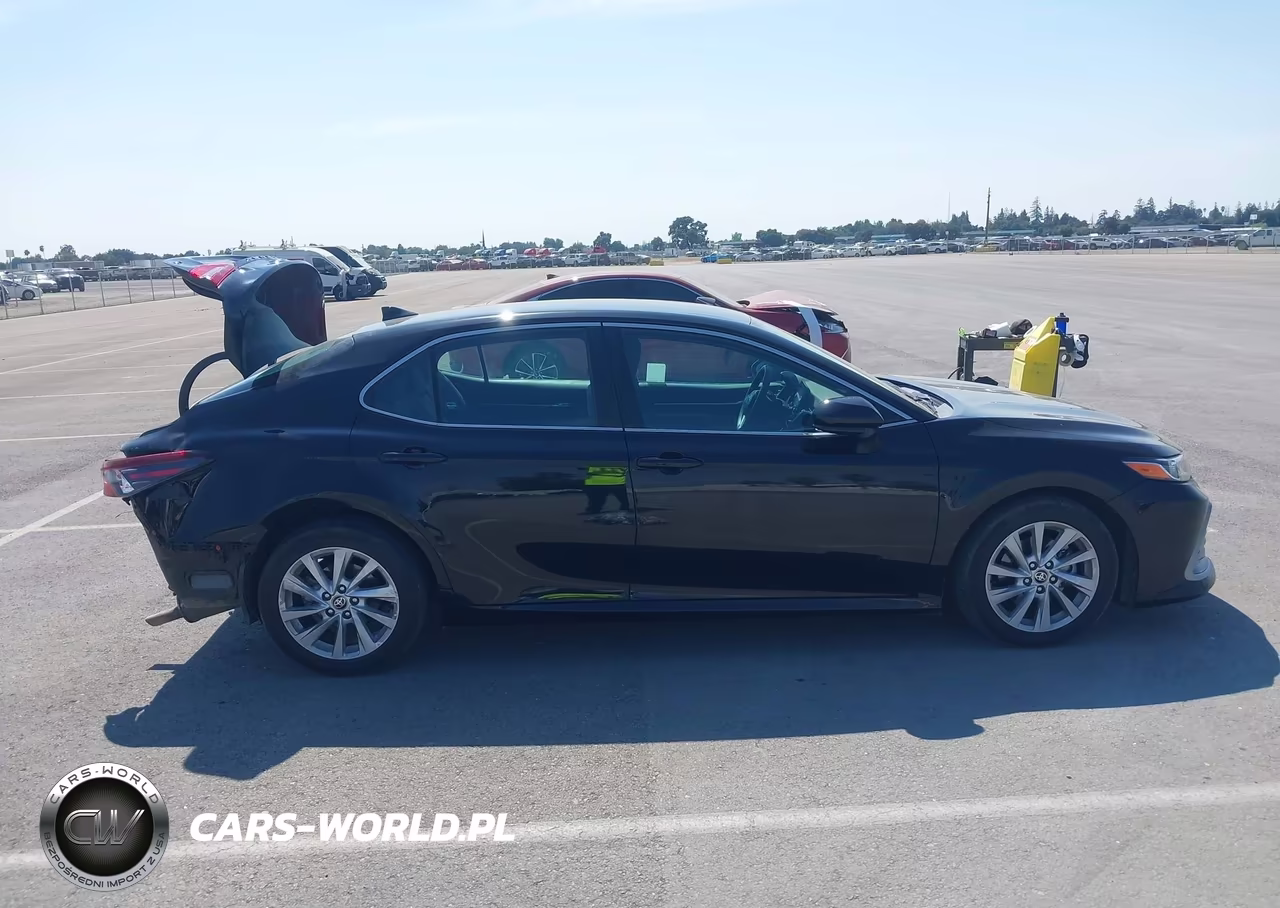 2022 Toyota Camry Le VIN:4T1C11AK0NU634467 - 14