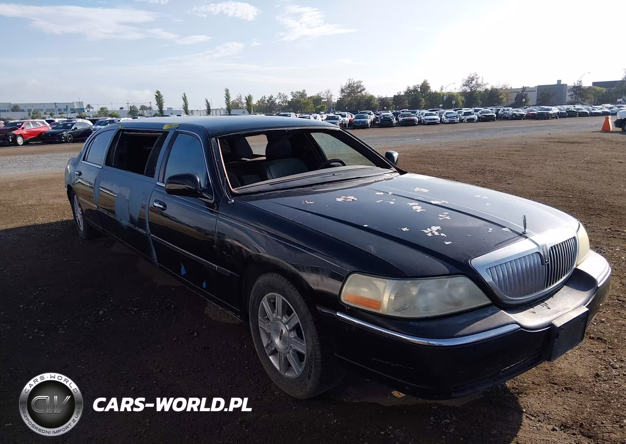 2005 Lincoln Town Car Executive VIN:1L1FM88WX5Y652538 - 6