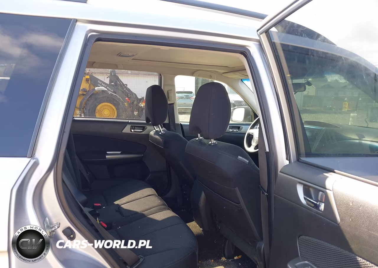 2012 Subaru Forester 2.5X Premium VIN:JF2SHADC2CH465026 - 8