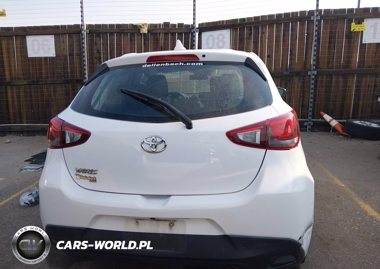 2020 Toyota Yaris Le VIN:3MYDLBJV3LY701562 - 16