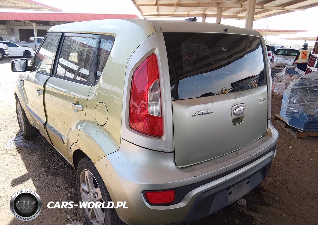 2013 Kia Soul ! VIN:KNDJT2A5XD7618361 - 3