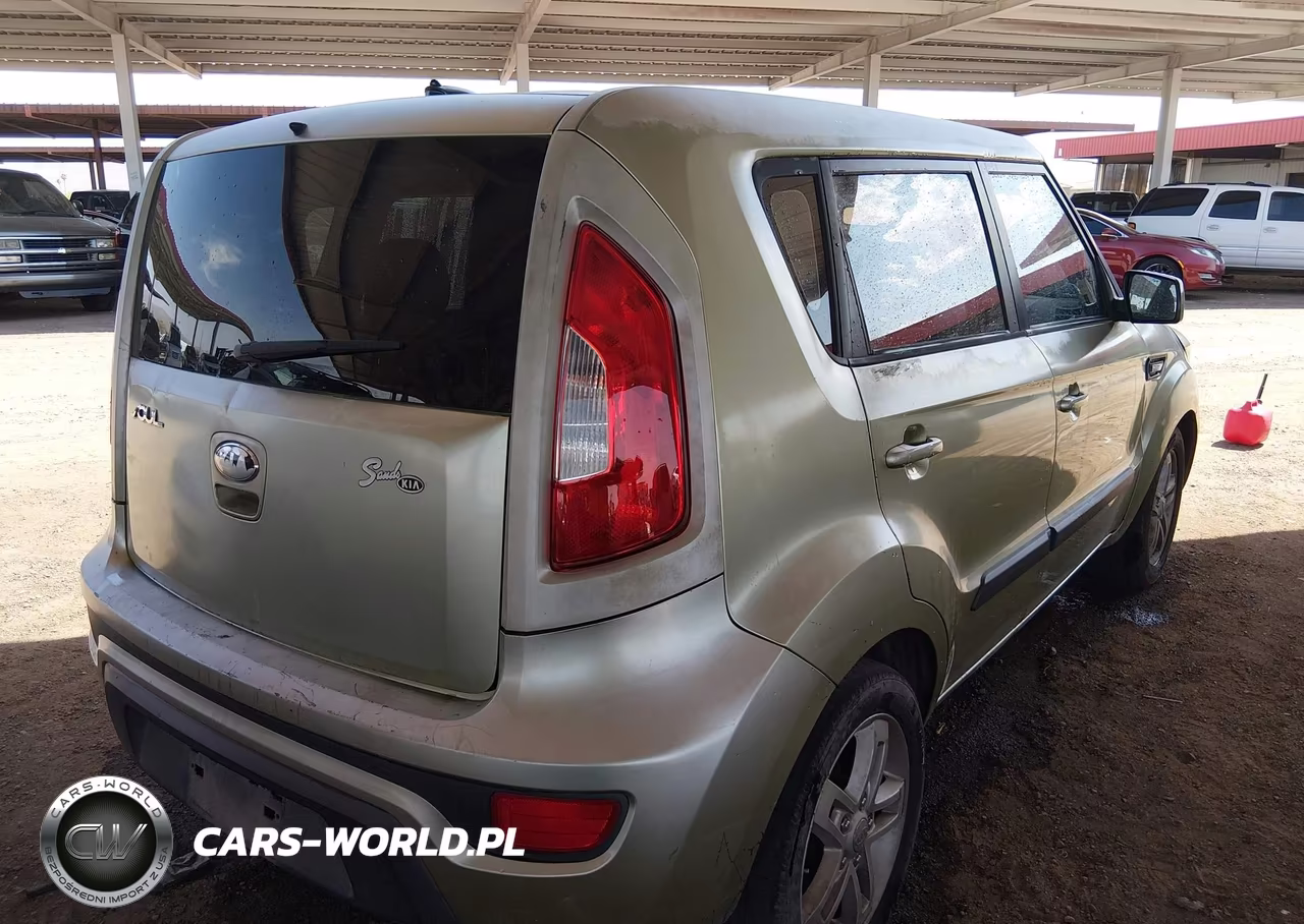 2013 Kia Soul ! VIN:KNDJT2A5XD7618361 - 4