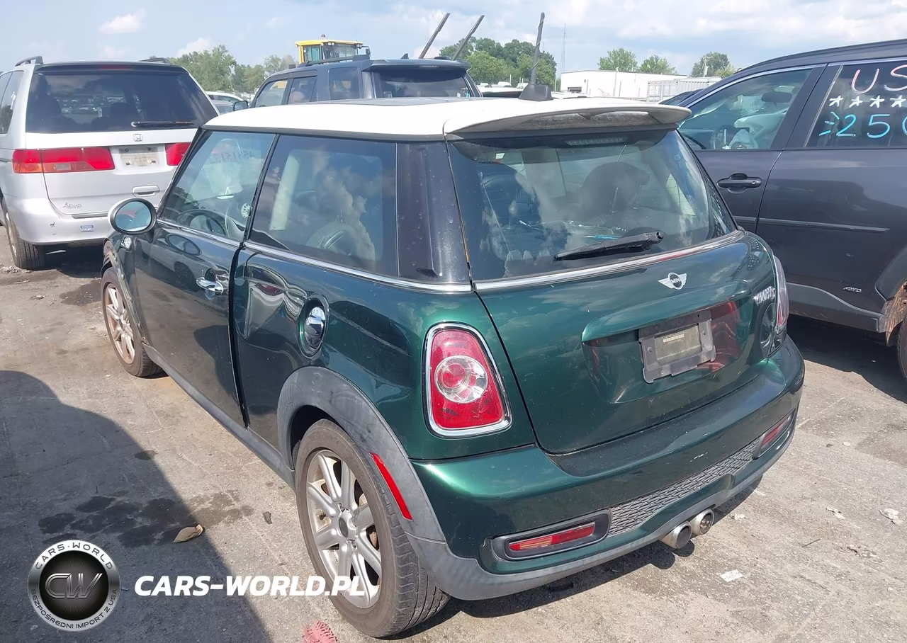 2011 Mini Cooper S VIN:WMWSV3C50BTY13467 - 3