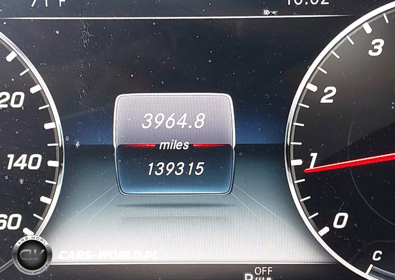 2018 Mercedes-Benz E 300 4Matic VIN:WDDZF4KB3JA335668 - 16