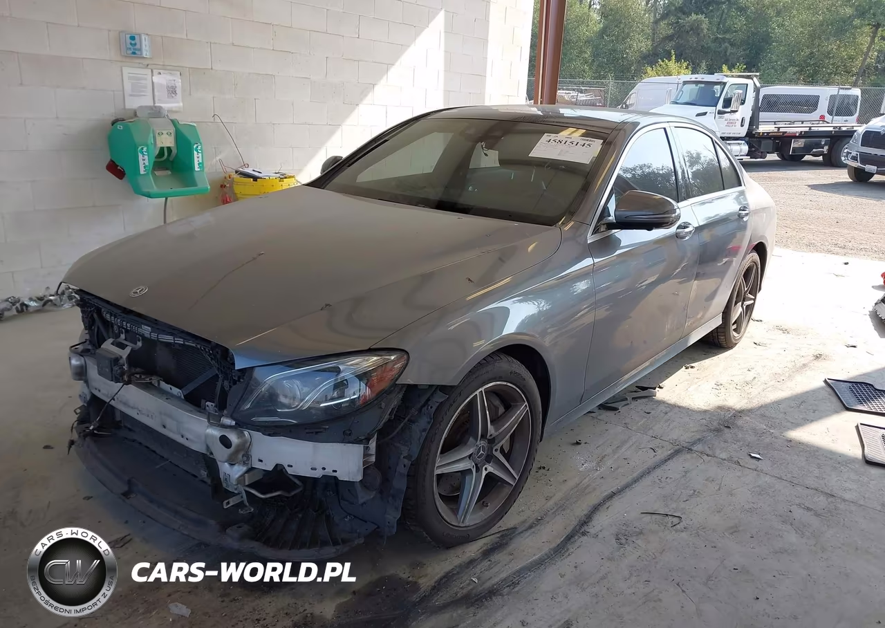 2018 Mercedes-Benz E 300 4Matic VIN:WDDZF4KB3JA335668 - 2