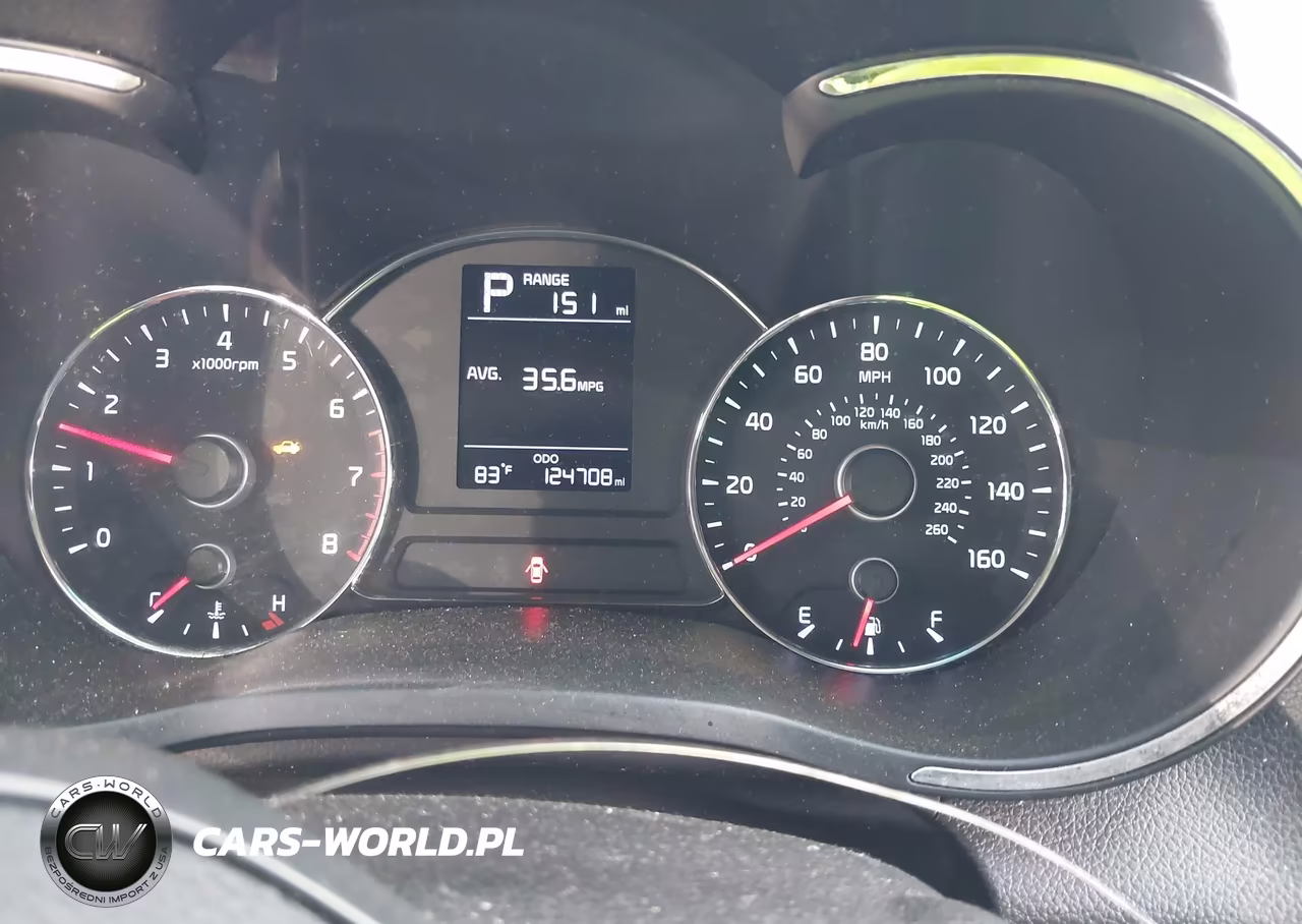 2018 Kia Forte Lx VIN:3KPFK4A75JE258157 - 7