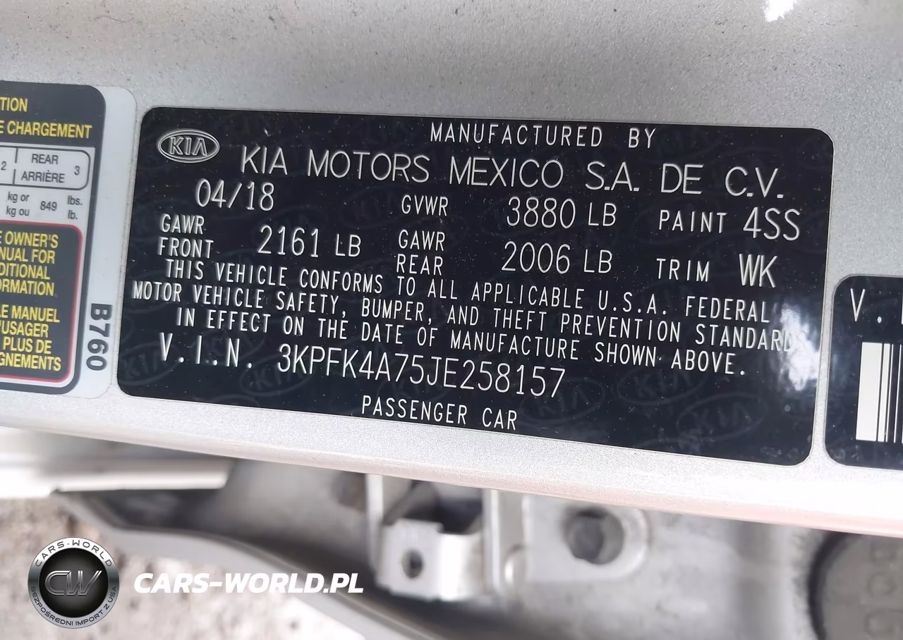 2018 Kia Forte Lx VIN:3KPFK4A75JE258157 - 9