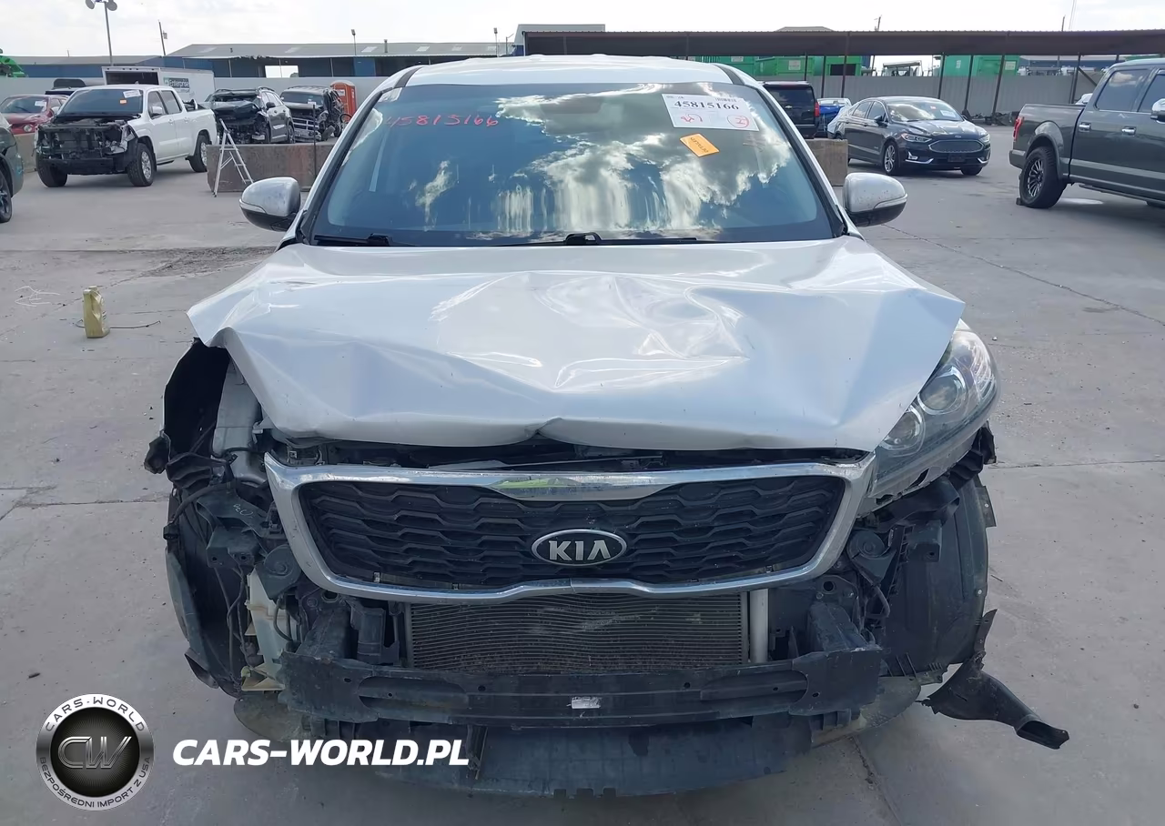 2020 Kia Sorento 2.4L L VIN:5XYPG4A33LG642284 - 13