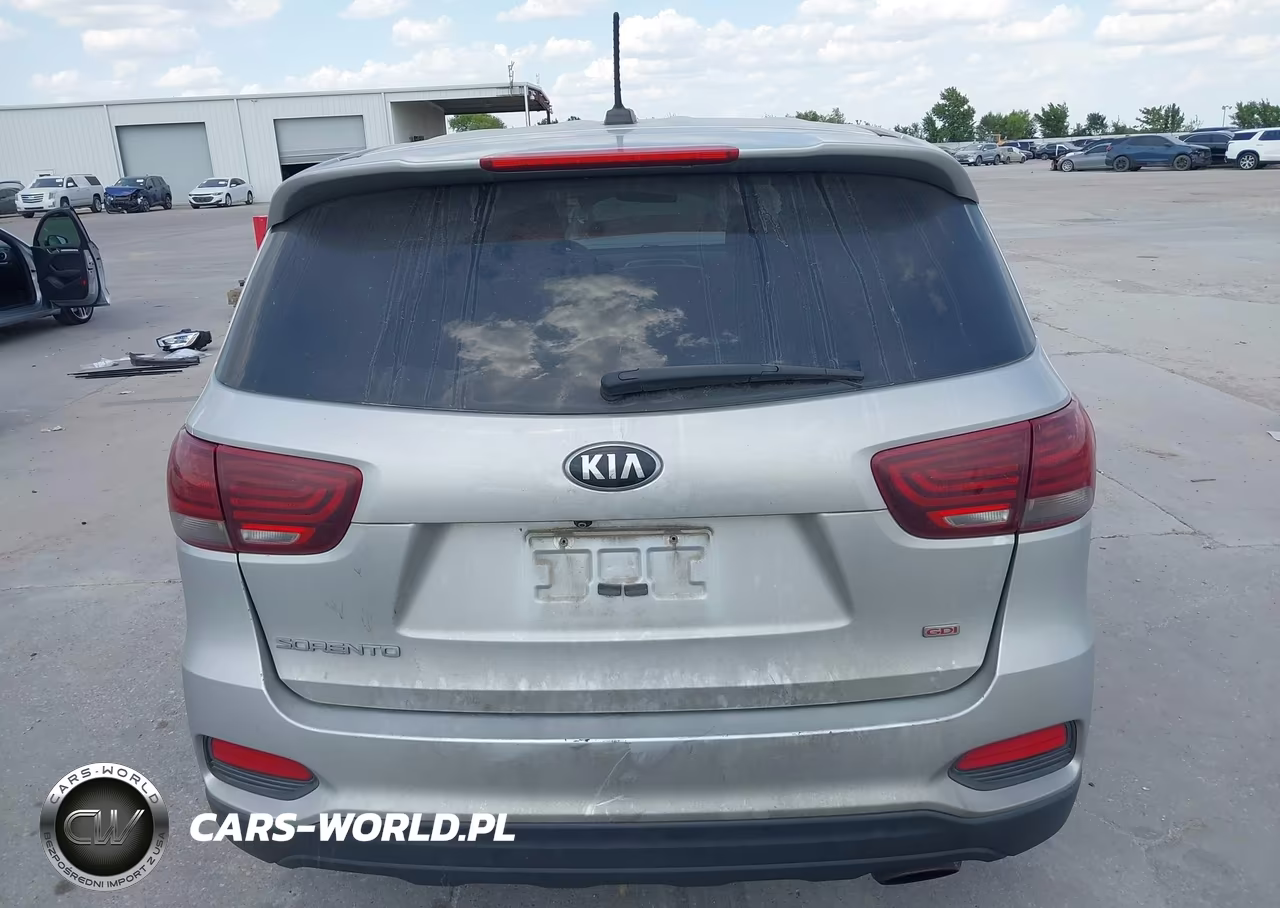 2020 Kia Sorento 2.4L L VIN:5XYPG4A33LG642284 - 17