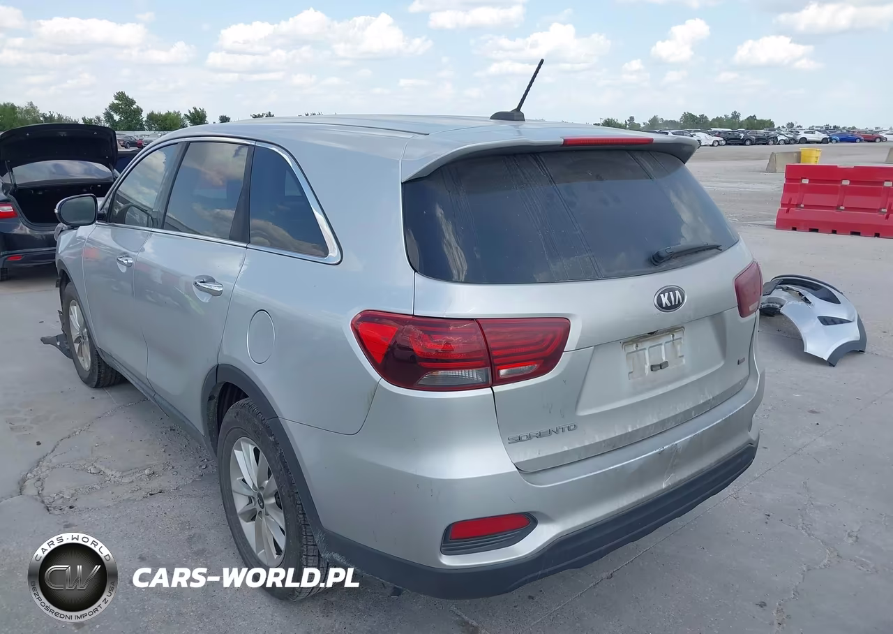 2020 Kia Sorento 2.4L L VIN:5XYPG4A33LG642284 - 3