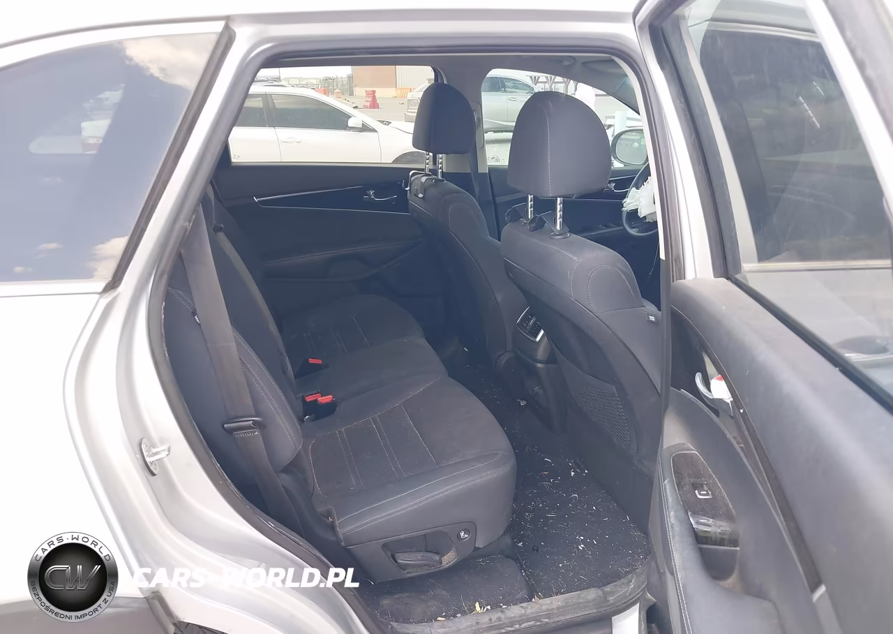 2020 Kia Sorento 2.4L L VIN:5XYPG4A33LG642284 - 8