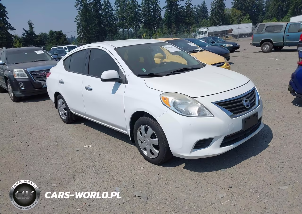 2012 Nissan Versa 1.6 Sv