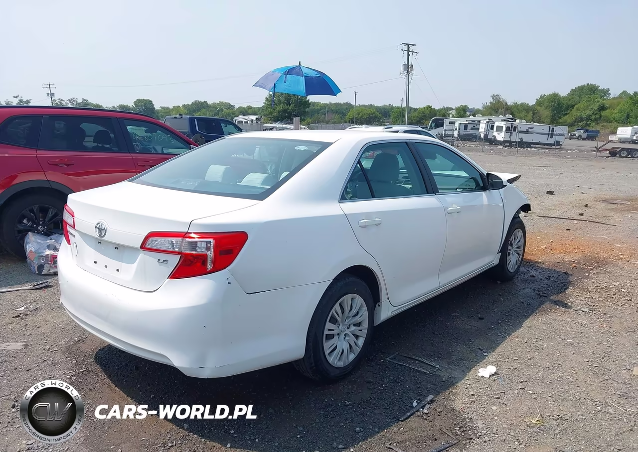 2012 Toyota Camry Le VIN:4T1BF1FK7CU581723 - 4