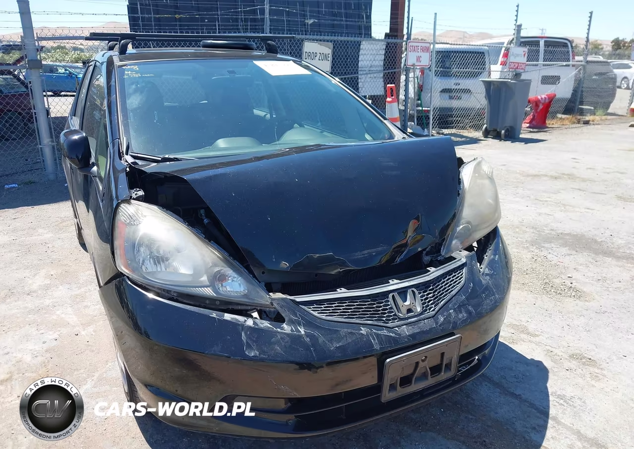 2013 Honda Fit VIN:JHMGE8G34DC054340 - 12