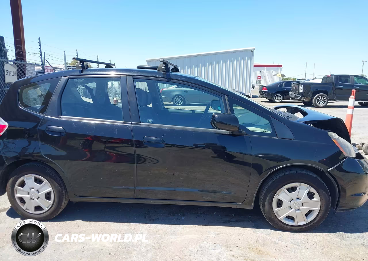 2013 Honda Fit VIN:JHMGE8G34DC054340 - 14