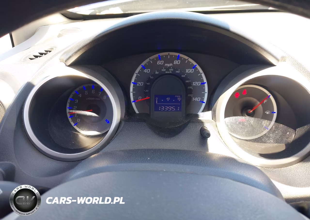 2013 Honda Fit VIN:JHMGE8G34DC054340 - 7