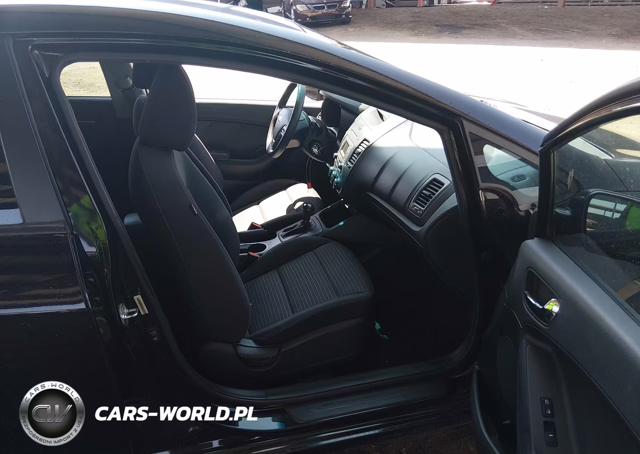 2015 Kia Forte Lx VIN:KNAFX4A62F5376580 - 5
